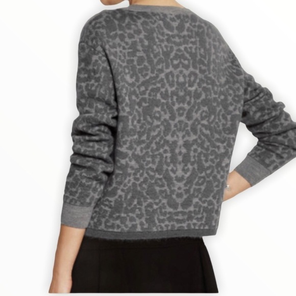MCQ ALEXANDER MCQUEEN Leopard Mohair Sweater - Picture 3 of 9